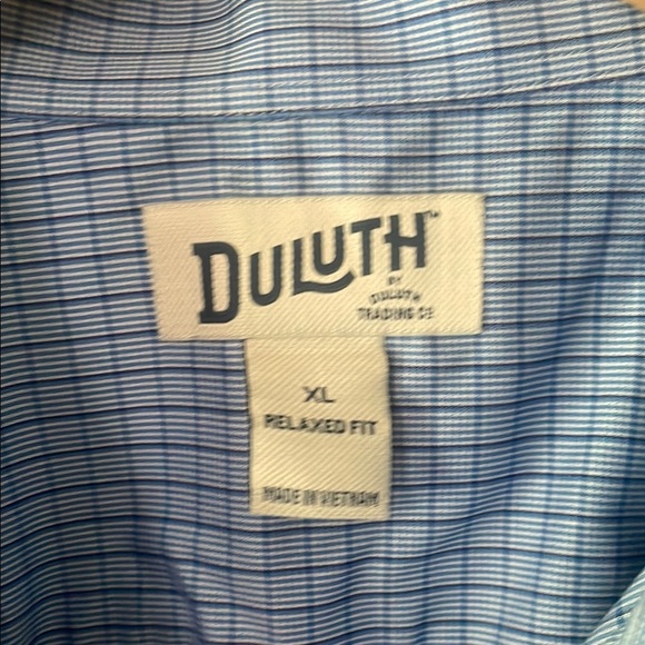 Duluth Trading Co Men's XL Blue & White Plaid Relaxed Fit Button Down Shirt - Picture 2 of 7